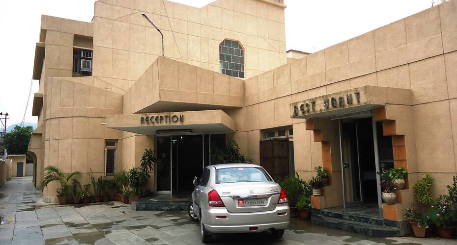 Hotel Amarpali, Haldwani 2